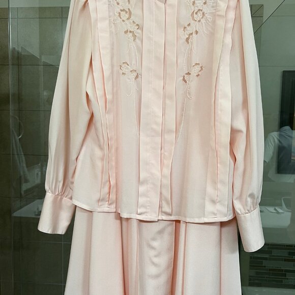 Peach or Light Pink 3 pc Skirt Suit - Picture 1 of 8